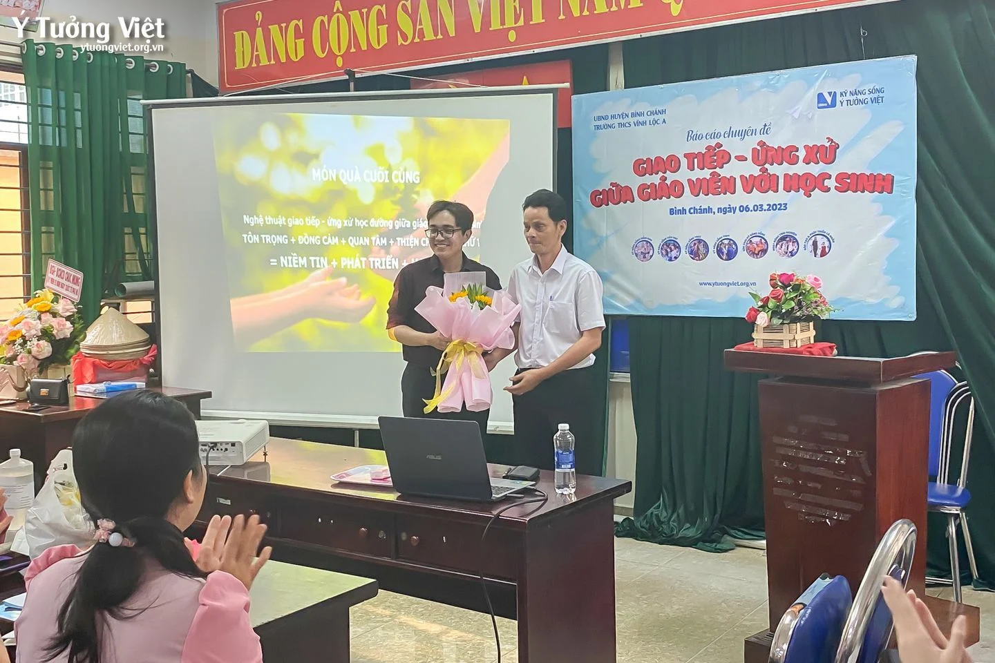 Chuyên đề Giao Tiếp ứng Xử Giữa Giáo Viên Và Học Sinh Trường Thcs Vĩnh Lộc A 01