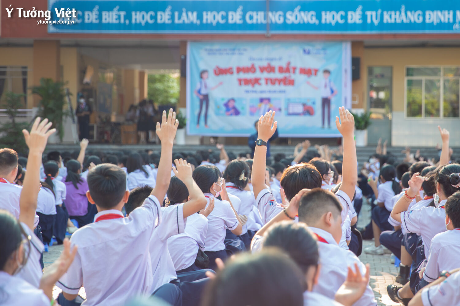 Chuyên đề Ứng Phó Với Bắt Nạt Trực Tuyến Trở Thành Những Netizen Văn Minh Cùng Các Bạn Học Sinh Thcs Tôn Thất Tùng 02