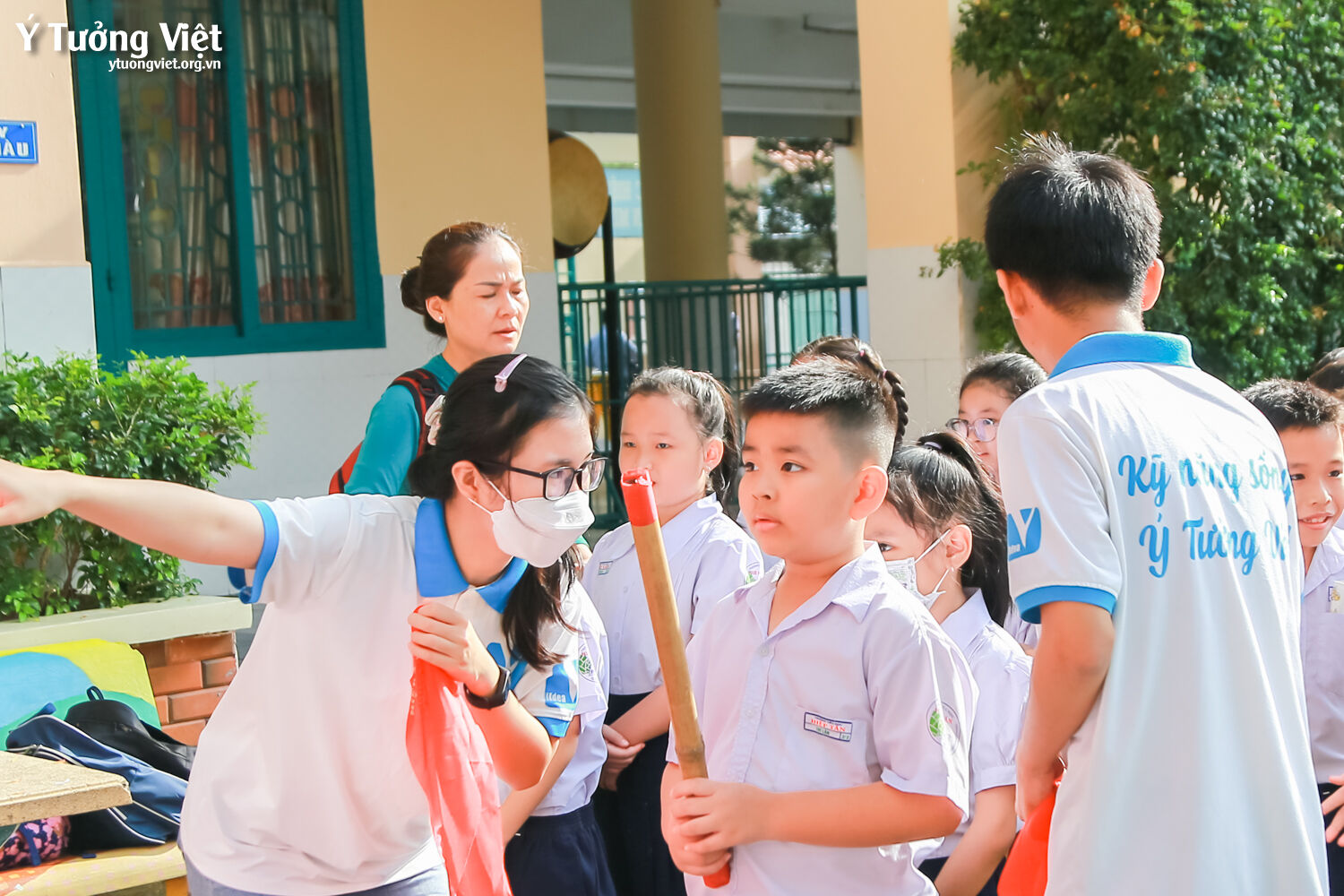Một Sáng đầu Tuần Hết Mình ở Ngày Hội Thiếu Nhi Vui Khỏe Và Sân Chơi Thực Hành Kỹ Năng Sống Trường Th Hiệp Tân 10