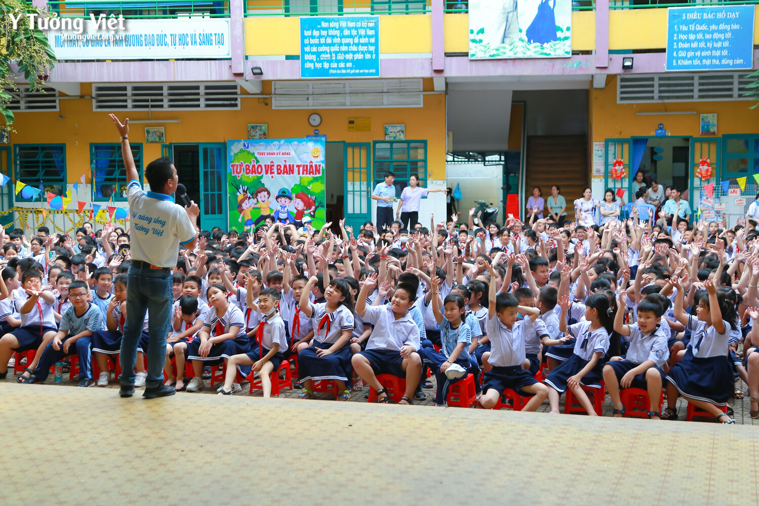 Sân Chơi Thực Hành Kỹ Năng Sống Trường Th Lạc Long Quân Lúc Chơi Hết Mình Lúc Về Có Hình 01