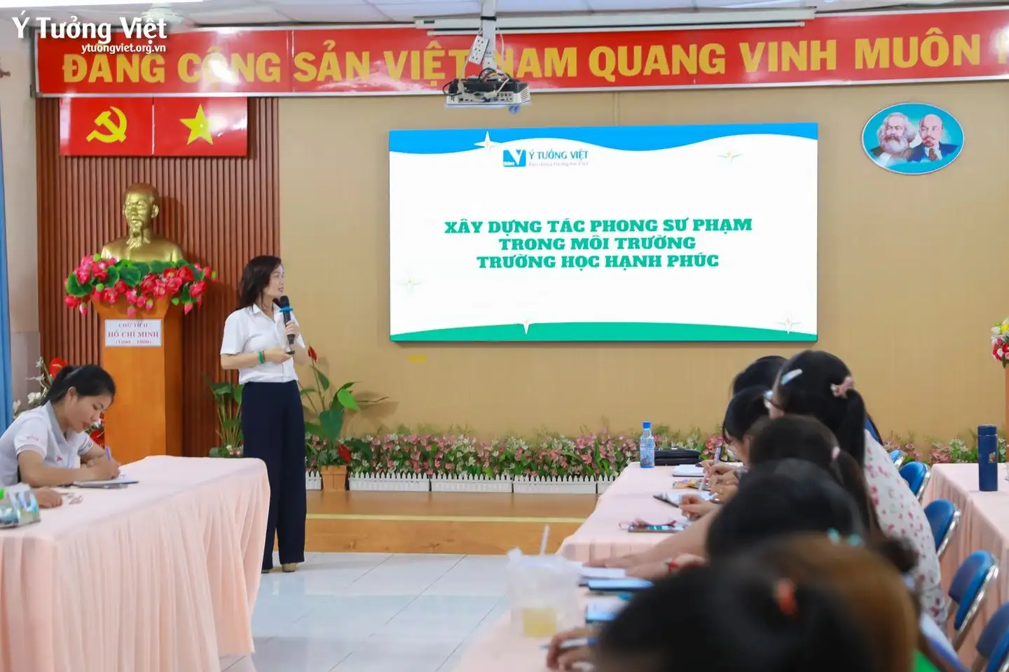 Chào mùa tựu trường 2024 – 2025 | Chuyên đề “Xây dựng tác phong sư phạm trong môi trường trường học hạnh phúc” – Trường TH Lê Thánh Tông