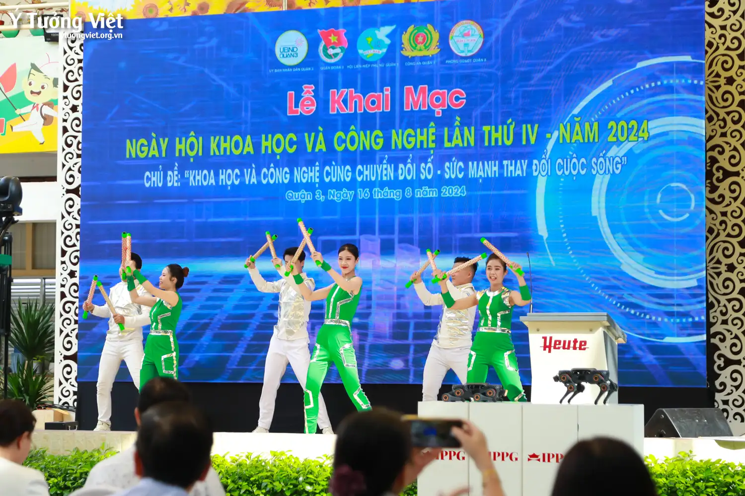 Đồng hành cùng quận 3 trong Ngày hội “Khoa học và Công nghệ” lần thứ IV