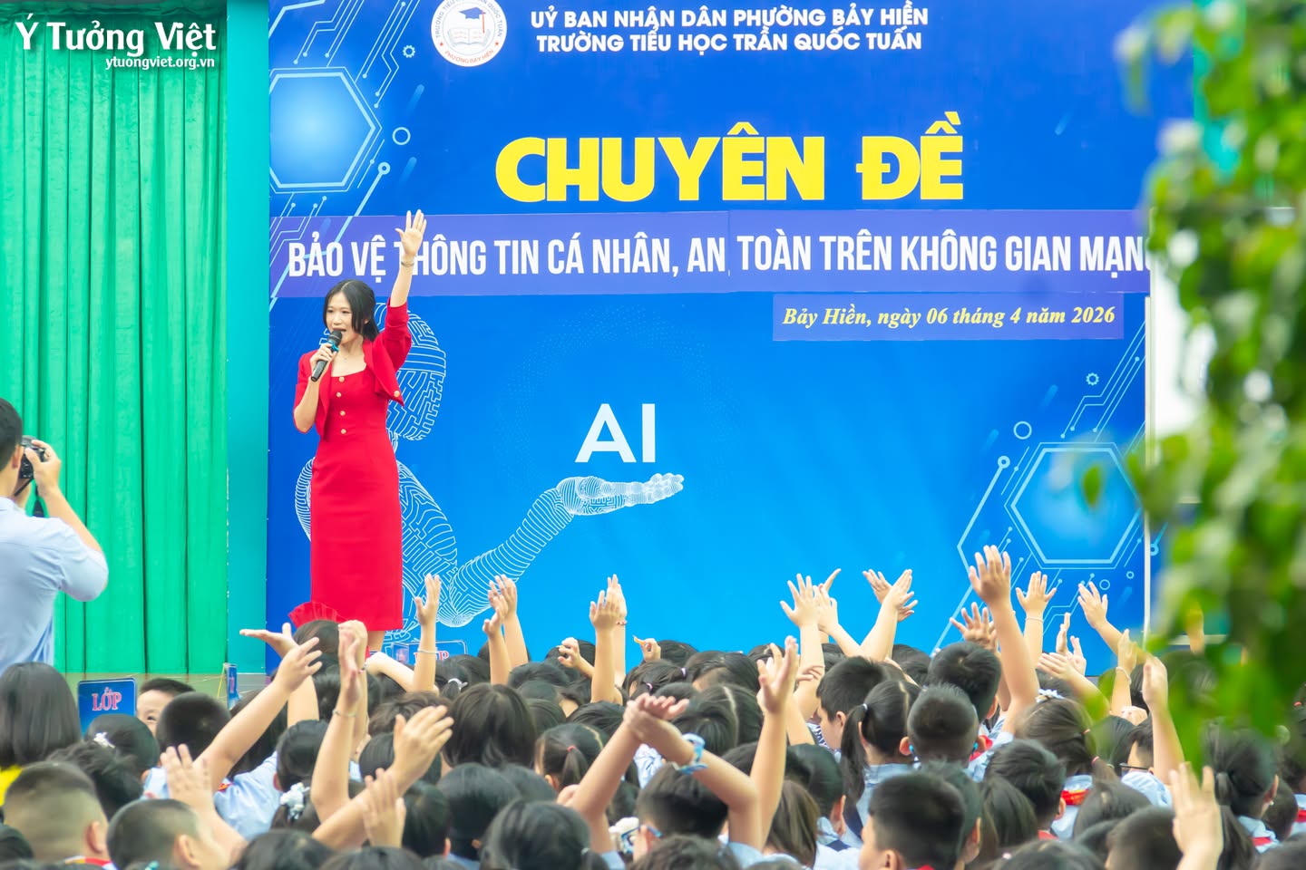 Từ lớp học đến không gian mạng: Trang bị kỹ năng cho thế hệ công dân số trong thời đại AI