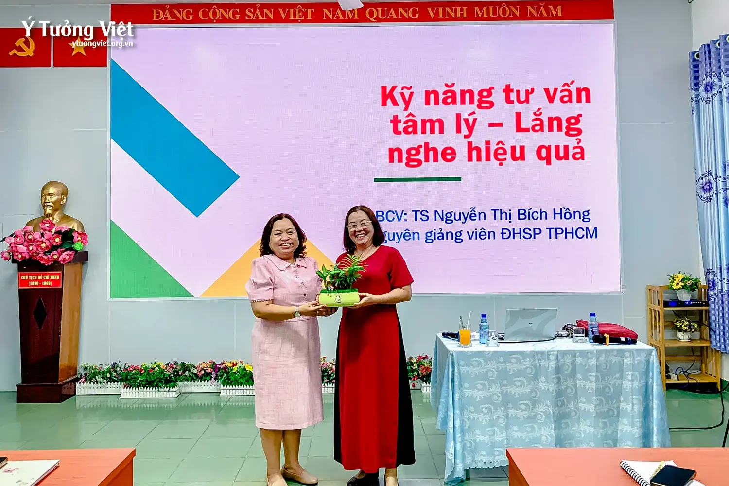 Chào mùa tựu trường 2025 – 2026 | Trang bị “Kỹ năng tư vấn tâm lý và lắng nghe hiệu quả”
