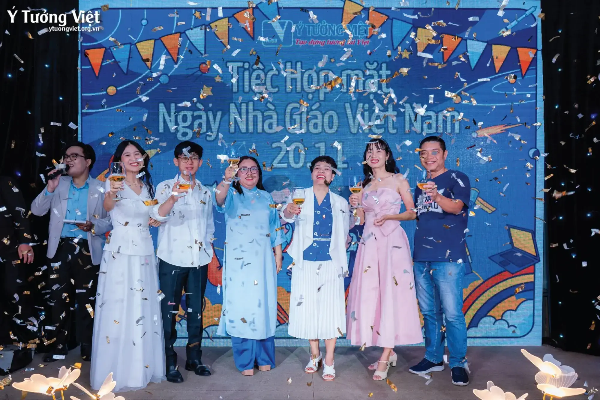 [RECAP] Tiệc họp mặt ngày nhà giáo Việt Nam 20.11 | Hội tụ – Gắn kết – Tôn vinh những người giữ lửa tri thức đại gia đình Ý Tưởng Việt
