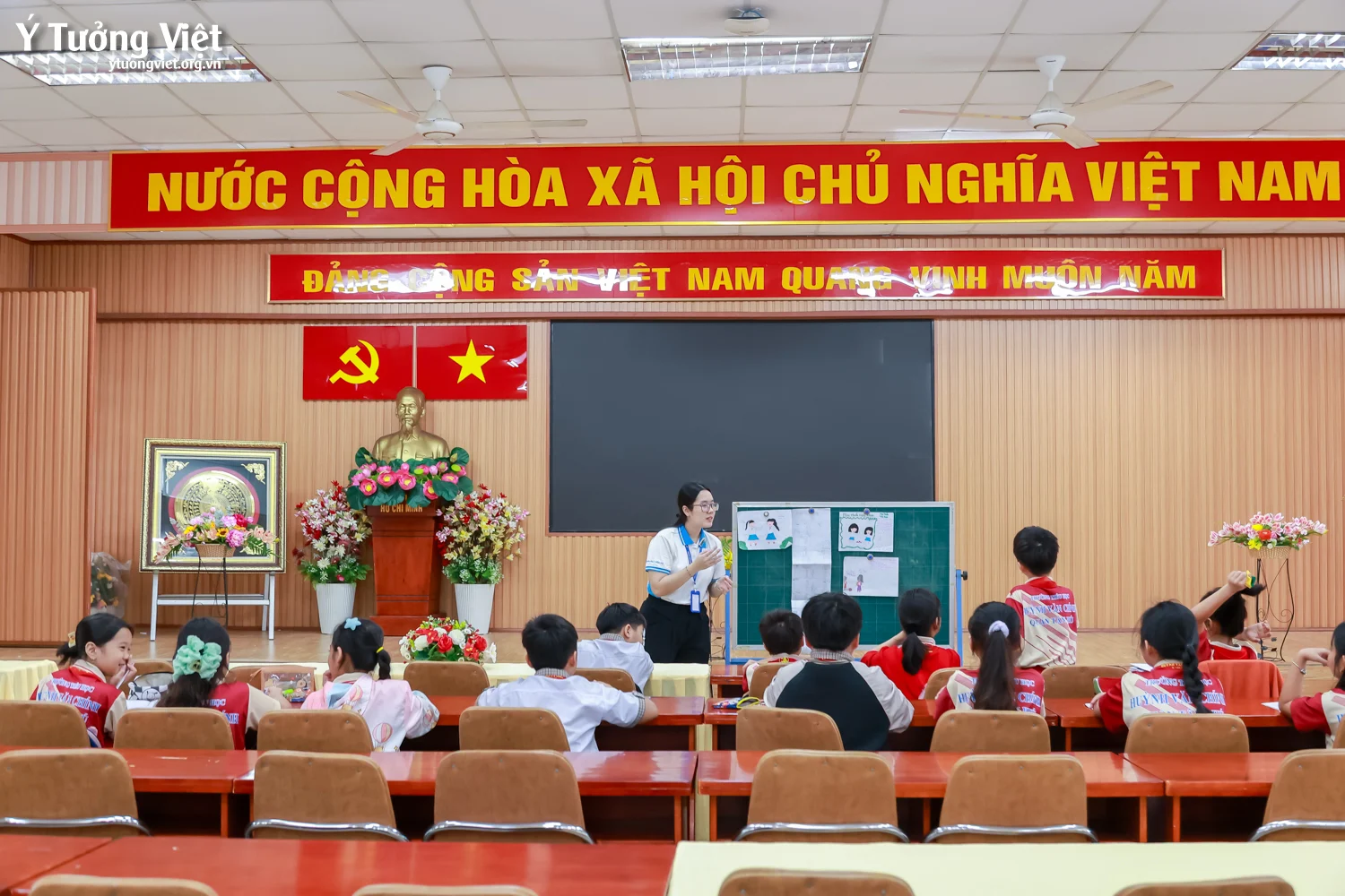 Tiết học mở “Thực hành kỹ năng giao tiếp với bạn bè” – Trường TH Huỳnh Văn Chính