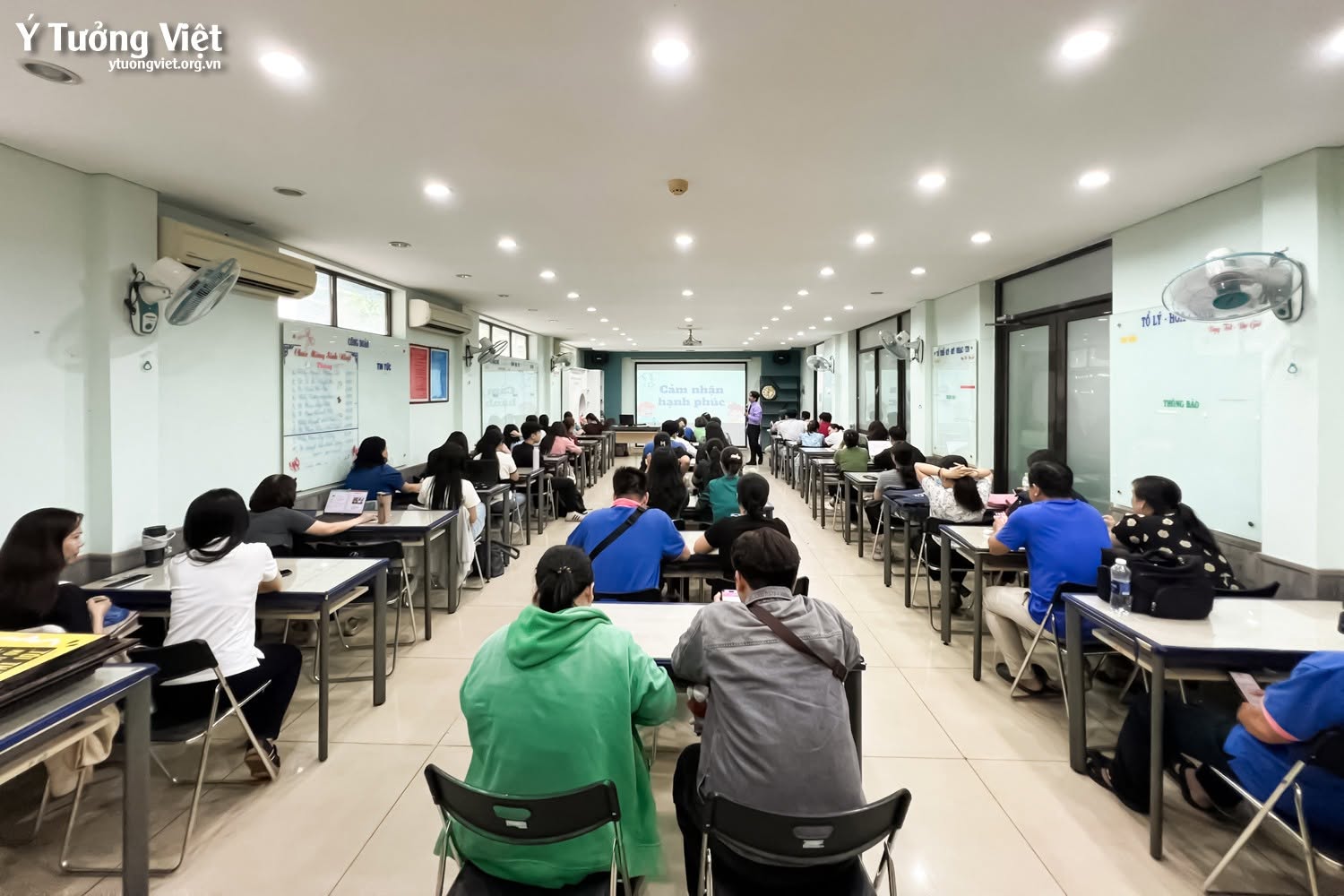 Kiến tạo trường học hạnh phúc đón năm học 2026 – 2027 cùng Ý Tưởng Việt
